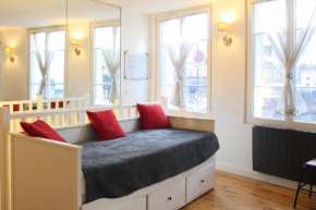 Bright apartment - near garden